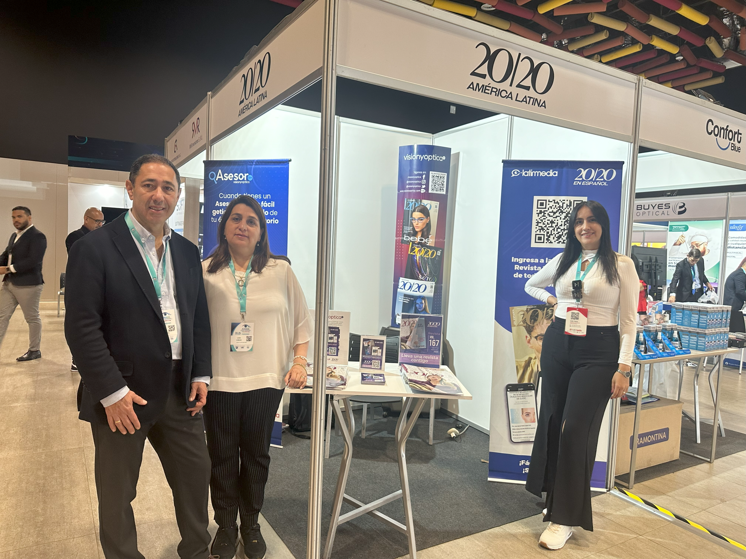 Los días 24 y 25 de noviembre, nuestro equipo acompañó a todos los profesionales de salud visual y a la industria, que estuvieron presentes en este evento que se realizó en el Centro de Convenciones de Lima, Perú.