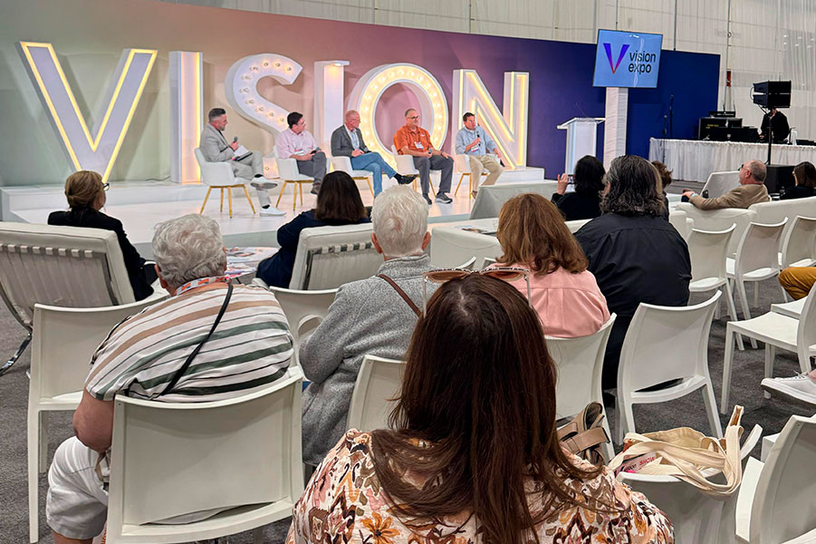 En el escenario principal de Vision Expo, los laboratorios independientes tuvieron un espacio exclusivo para debatir su papel clave en la industria.