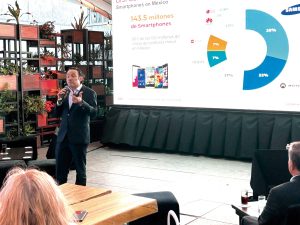 Acuvue Oasys Multifocal para presbicia, una nueva oportunidad de crecimiento para el mercado óptico.