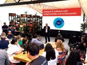 Acuvue Oasys Multifocal para presbicia, una nueva oportunidad de crecimiento para el mercado óptico.