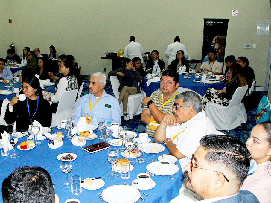 03galeria_esp3newssummit_vyo_141025