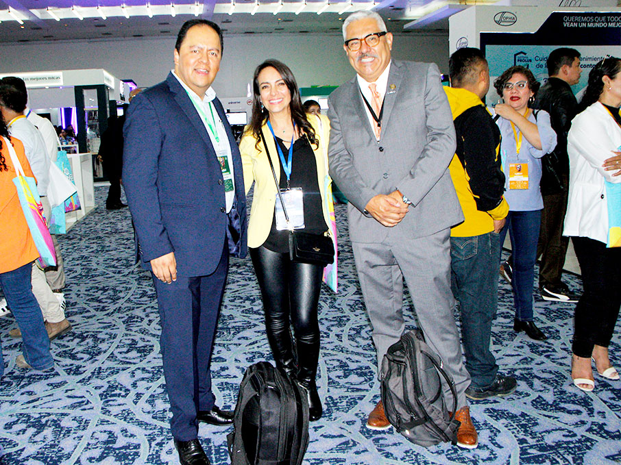 05galeria_esp3newssummit_vyo_141025