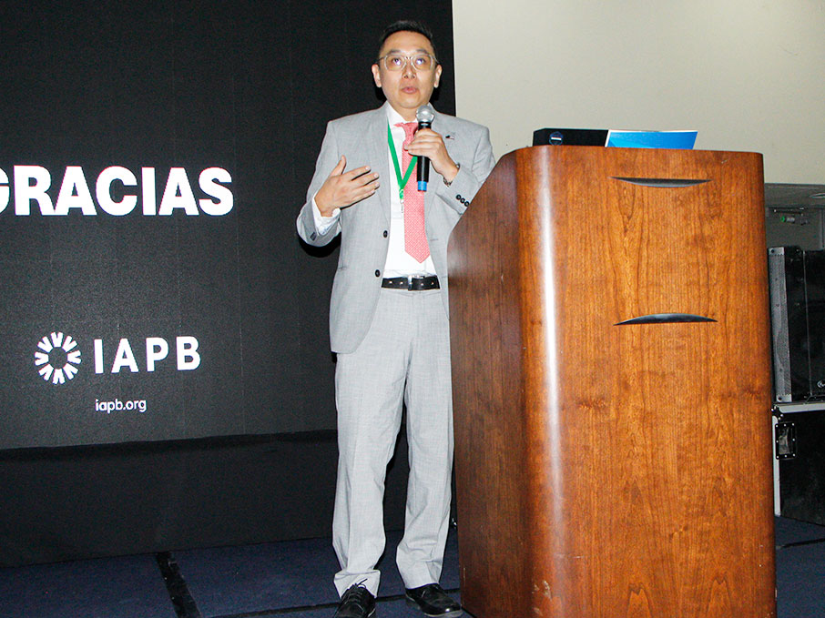 06galeria_esp1newssummit_vyo_141025