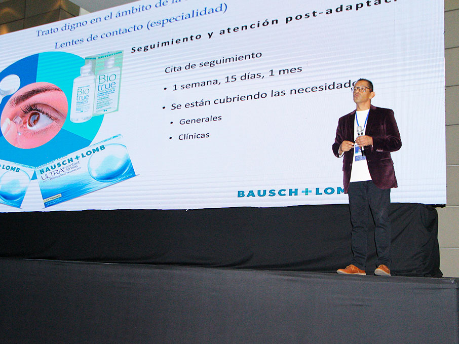 07galeria_esp2newssummit_vyo_141025