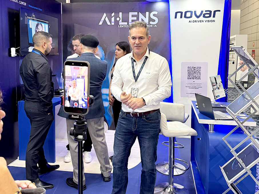 07galeria_esp3newssummit_vyo_141025