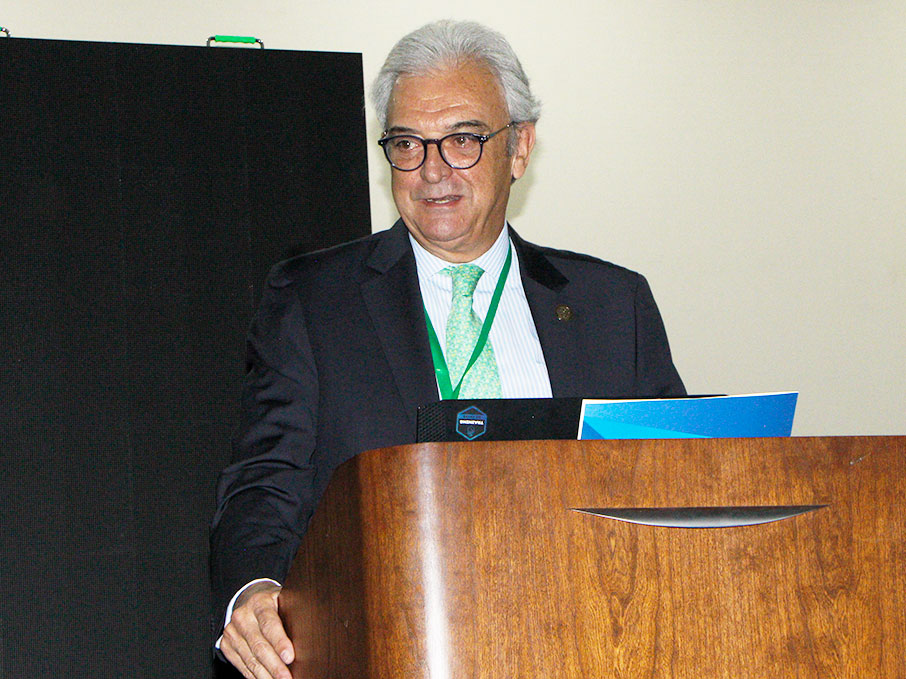 11galeria_esp1newssummit_vyo_141025