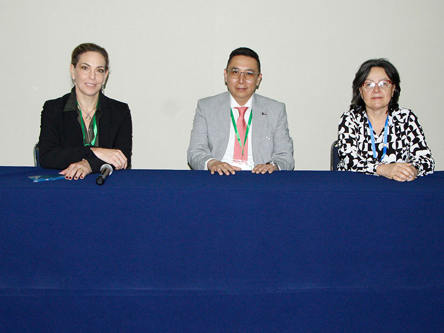 13galeria_esp1newssummit_vyo_141025