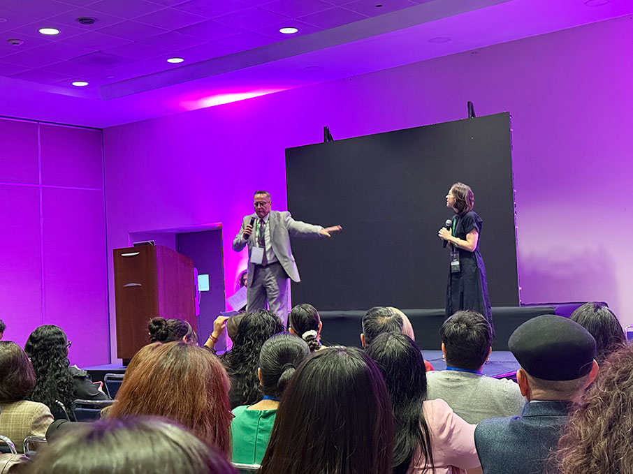 17galeria_esp2newssummit_vyo_141025