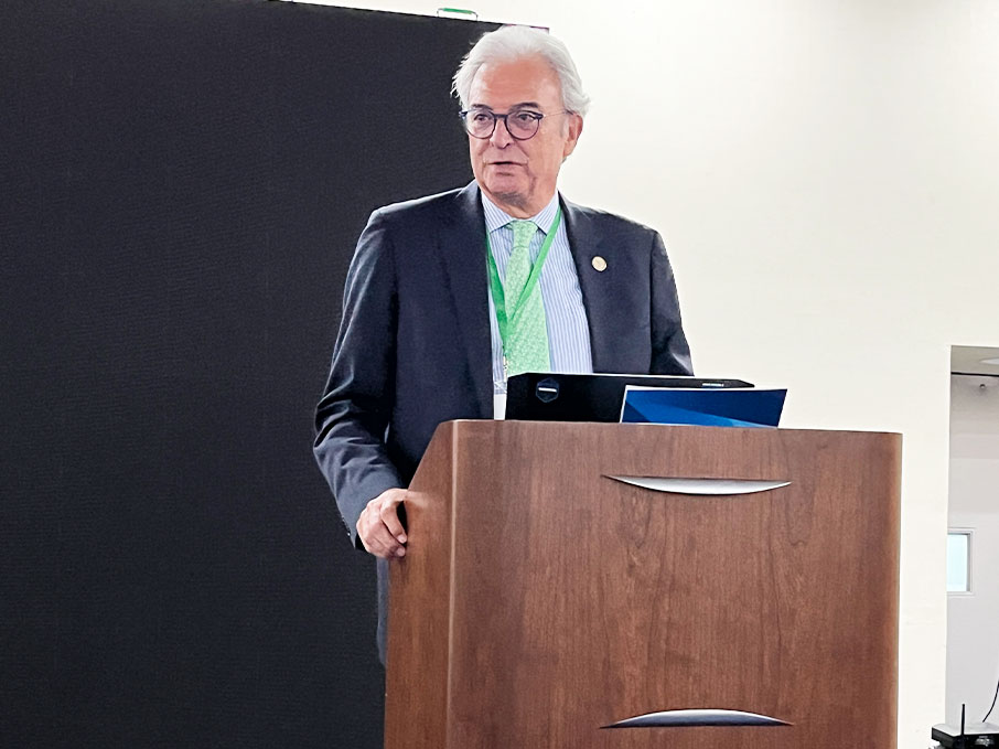 22galeria_esp2newssummit_vyo_141025