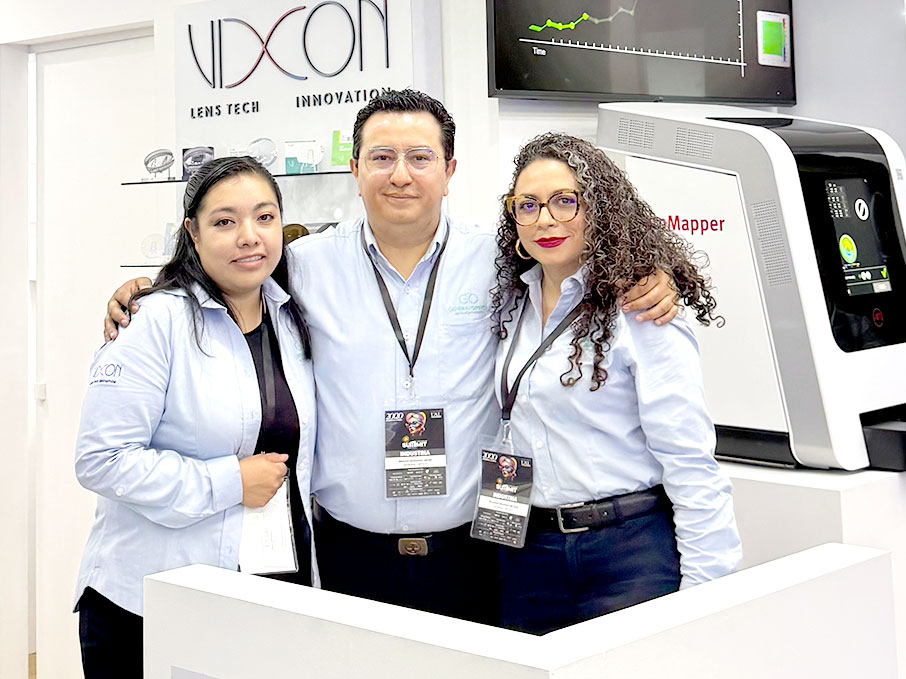 25galeria_esp3newssummit_vyo_141025