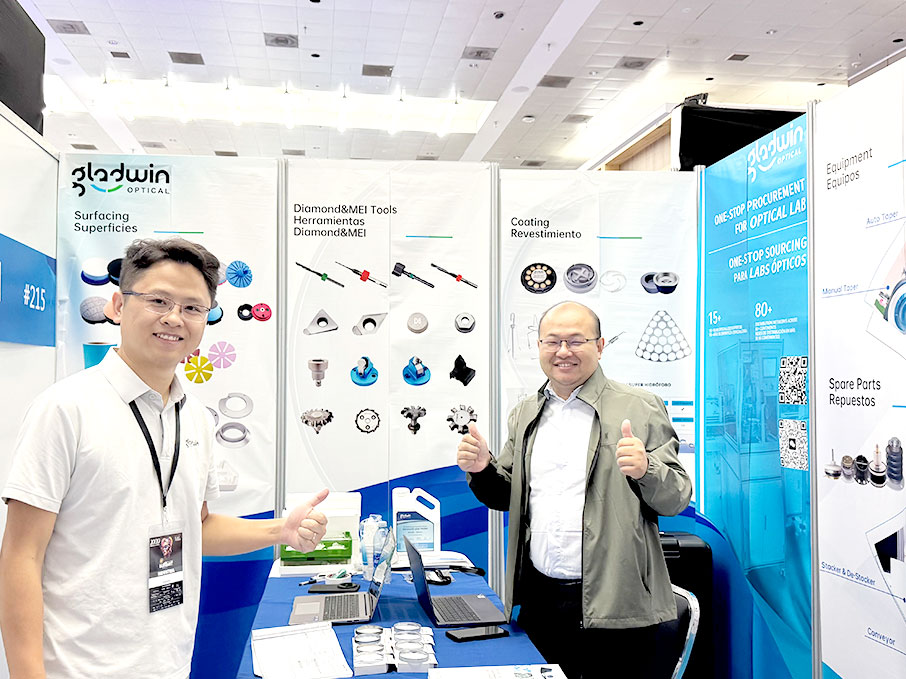 26galeria_esp3newssummit_vyo_141025
