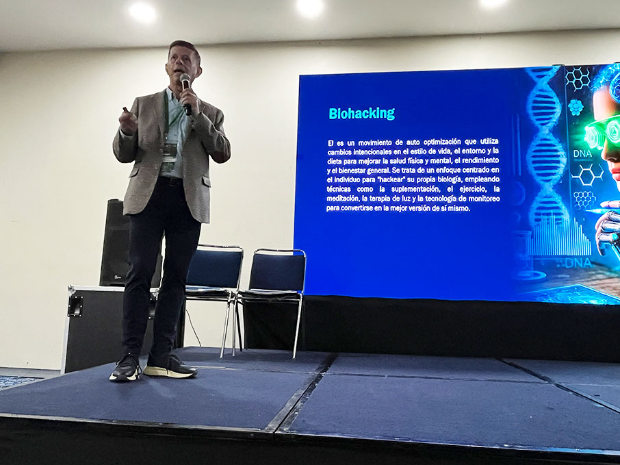 32galeria_esp2newssummit_vyo_141025